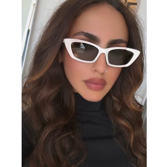 NEW Saint Laurent SL277 Cat Eye Sunglasses in White - Picture 1 of 6